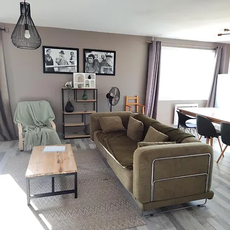 Spacieux Et Lumineux Apartman *