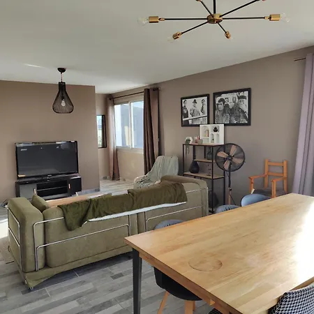 Spacieux Et Lumineux *