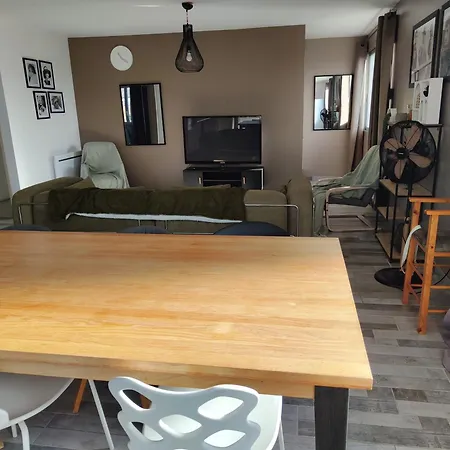 Spacieux Et Lumineux Bréhal