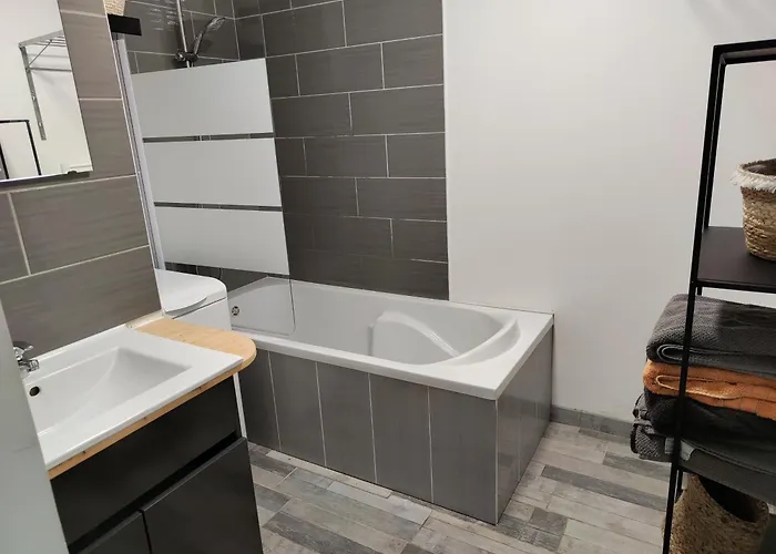 Spacieux Et Lumineux * Bréhal